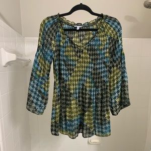 💗SOLD💗 floral & ivy Pleated Top with Bell Sleeves Size M